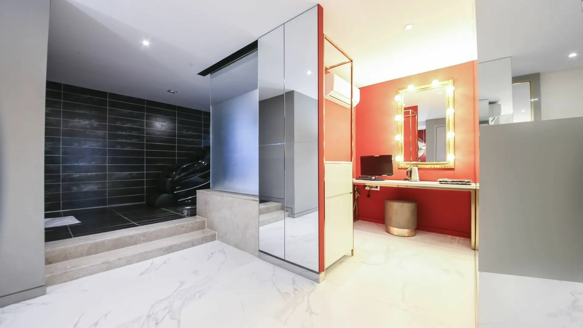 Hotel Cullinan Seocho Seoul 3*,